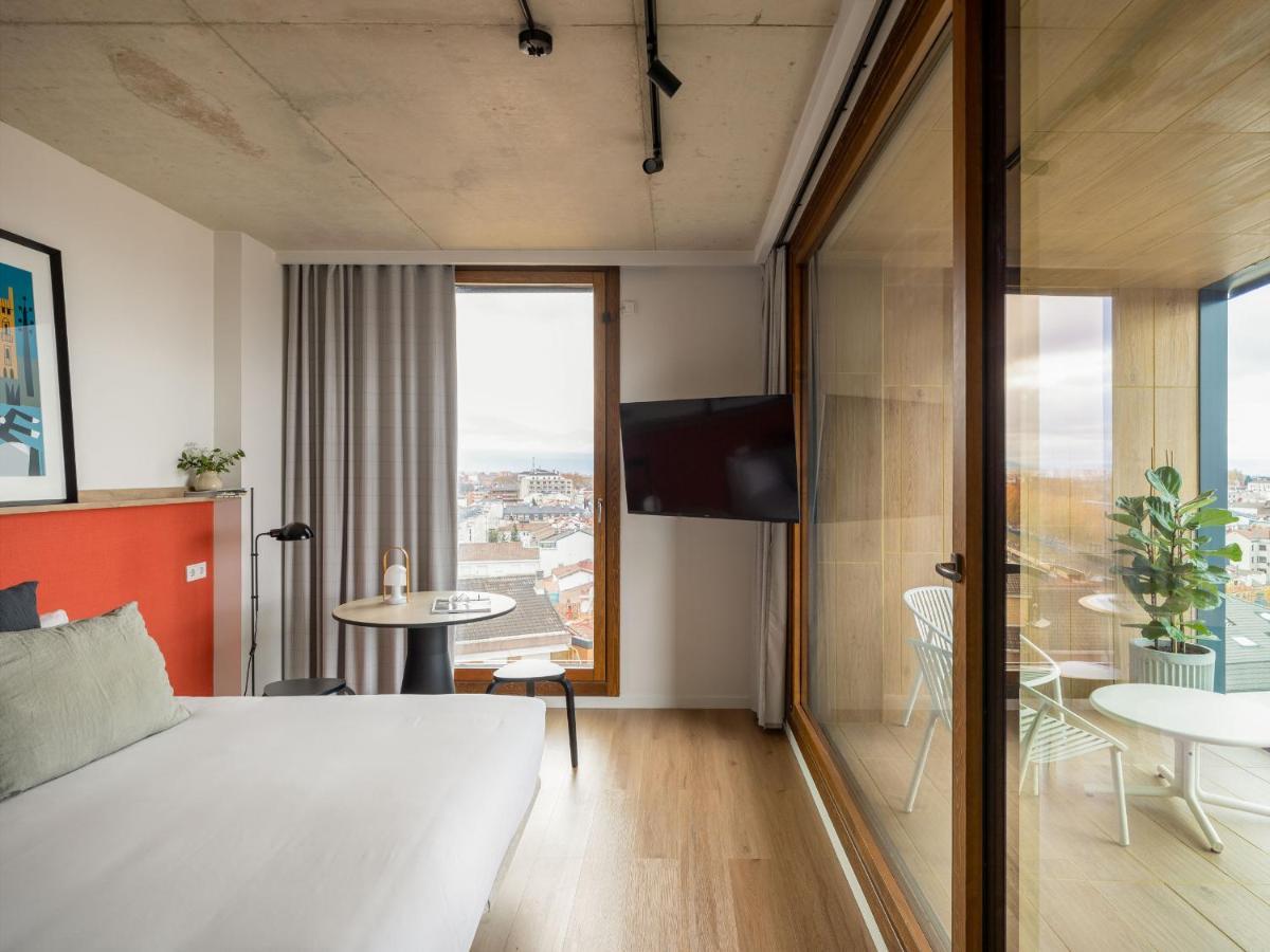 Kora Green City - Aparthotel Passivhaus Vitoria-Gasteiz Esterno foto